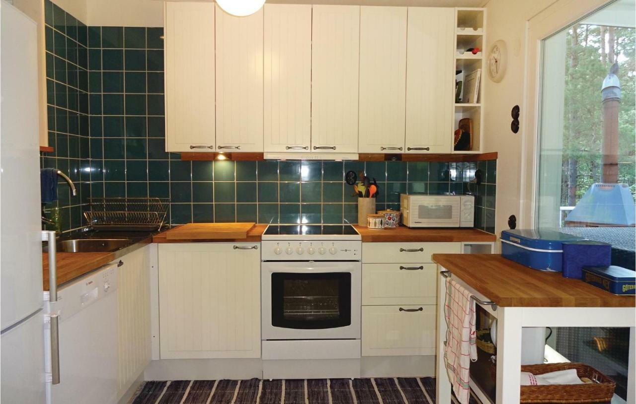 Stunning Home In Yngsjoe With Wifi 外观 照片